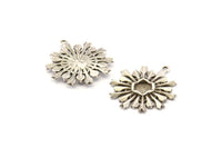 Silver Badge Charm, 2 Antique Silver Plated Brass Rosette Charms With 1 Loop, Pendants, Earrings (28x21mm) N0828