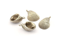 Silver Shell Charm, 2 Antique Silver Plated Brass Sea Shell Charm With 1 Loop, Pendants, Earrings, Findings (19x27mm) N0906