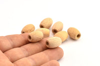 Vintage Wooden Bead, 24 Vintage Wooden Beads Made In Germany, Findings (16x12mm) B67
