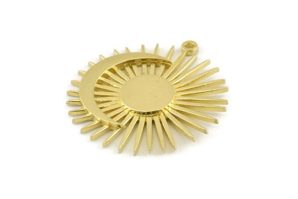 Moon and Sun, 2 Raw Brass, Crescent Moon, Brass Sun, Charm Pendant, Brass Pendant, Brass Charm With 1 Loop (31x29mm) N1338