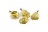 Brass Shell Charm, Raw Brass Sea Shell Charm With 1 Loop, Pendants, Earrings, Findings (16x22mm) N0905
