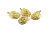 Brass Shell Charm, Raw Brass Sea Shell Charm With 1 Loop, Pendants, Earrings, Findings (19x27mm) N0906