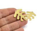 Brass Leaf Charm, 8 Raw Brass Leaf Charms With 1 Hole, Findings (32x25x0.80mm) M481
