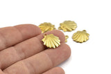 Brass Shell Charm, Raw Brass Sea Shell Charm With 1 Loop, Pendants, Earrings, Findings (15x17mm) N0898