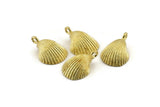 Brass Shell Charm, Raw Brass Sea Shell Charm With 1 Loop, Pendants, Earrings, Findings (16x22mm) N0905