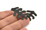 Black Leaf Charm, 4 Textured Oxidized Black Brass Leaf Charms With 1 Hole, Findings (32x25x0.80mm) M482