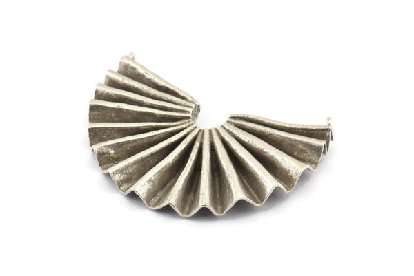 Paper Rosette Pendant, Antique Silver Plated Brass Paper Rosette Shaped Semi Circle Pendant With 2 Holes (51x37x5x0.6mm) U073