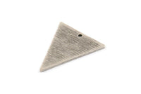 Silver Triangle Charm, 6 Textured Antique Silver Plated Brass Triangle Charms With 1 Hole (28x22x1mm) D1398