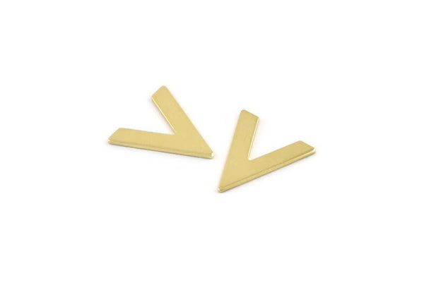Brass V Shape, 24 Raw Brass V Shaped Blanks (19x18x1mm) M01121