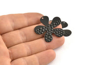 Black Flower Charm, 6 Oxidized Black Brass Leaf Charms With 1 Hole (32x30x0.70mm) D1115