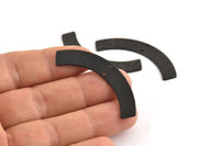 Black Geometric Pendant, 4 Textured Oxidized Black Brass Semi Circle Blanks With 2 Holes (47x8x1mm) D1387