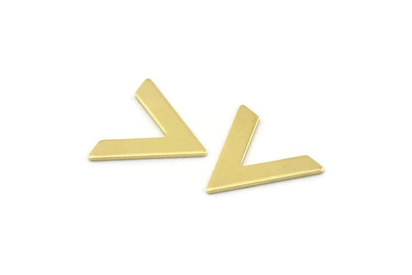 Brass V Shape, 24 Raw Brass V Shaped Blanks (22x18x1mm) M01243