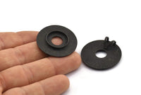 Siyah Yuvarlak Kolye, 15 mm Taş Tabanlı 2 Oksitlenmiş Siyah Pirinç Çekiçlenmiş Yuvarlak Kolye, Bulgular (30 mm) E568