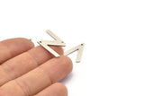 Silver V Shape, 12 Antique Silver Plated Brass V Shaped Charms With 1 Hole (19x15x1mm) M01166 H1276