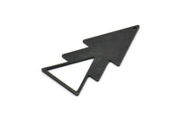 Siyah Üçgen Tılsımı, 1 Delikli 4 Oksitlenmiş Siyah Pirinç Üçgen Tılsımı (47x21x1mm) M01107