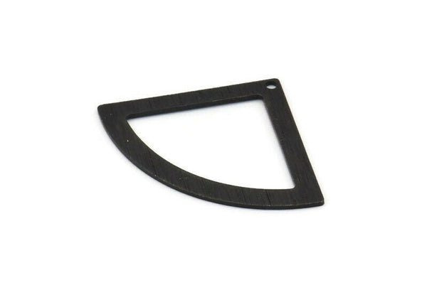 Siyah Üçgen Charm, 1 Delikli 4 Dokulu Oksitlenmiş Siyah Pirinç Yelpaze Charm, Damgalama Boşlukları, Bulgular (40x27x0,80 mm) M327