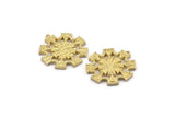 Brass Badge Charm, 1 Raw Brass Rosette Charm Pendants With 1 Loop, Earrings (31x28mm) N1536