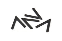 Siyah V Şeklinde, 1 Delikli 10 Oksitlenmiş Siyah Pirinç V Şeklinde Tılsım (23x19x1mm) M01169 H1282
