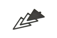 Siyah Üçgen Charm, 1 Döngülü 4 Oksitlenmiş Siyah Pirinç Üçgen Charm (49x21x1mm) M01120 H1283