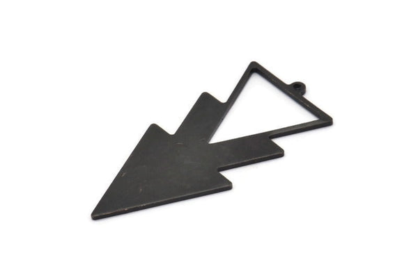 Siyah Üçgen Charm, 1 Döngülü 4 Oksitlenmiş Siyah Pirinç Üçgen Charm (49x21x1mm) M01110 H1294