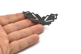 Siyah Üçgen Charm, 2 Döngülü 3 Oksitlenmiş Siyah Pirinç Elmas Charm (51x22x1mm) M01153 H1289
