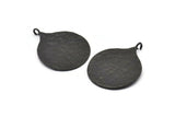 Siyah Yuvarlak Charm, Çekiçlenmiş Oksitlenmiş Siyah Pirinç Daire Kolye, 1 Halka, Bulgular (38,5x30x1 mm) BS 1963