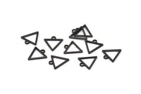 Black Triangle Charm, 24 Oxidized Black Brass Triangle Charms With 1 Loop (12x11.5x0.8mm) BS 2259
