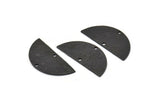 Siyah Yarım Ay, 2 Delikli 2 Çekiçlenmiş Oksitlenmiş Siyah Pirinç Yarım Daire Boşluğu (33,5x15,5x0,80 mm) BS 2004