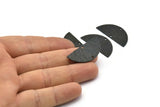 Siyah Yarım Ay, 2 Delikli 2 Çekiçlenmiş Oksitlenmiş Siyah Pirinç Yarım Daire Boşluğu (33,5x15,5x0,80 mm) BS 2004