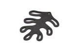 Siyah Yaprak Tılsımı, 1 Delikli 6 Oksitlenmiş Siyah Pirinç Yaprak Tılsımı, Bulgular (32x25x0,80 mm) M483