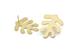 Gold Leaf Earring, 2 Textured Gold Plated Brass Leaf Stud Earrings (32x25x0.80mm) M488 A1617
