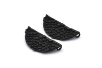 Siyah Yarım Ay, 2 Halkalı 3 Oksitlenmiş Siyah Pirinç Denizkızı Yarım Daire Kolye (31x14x2mm) E268 H1244