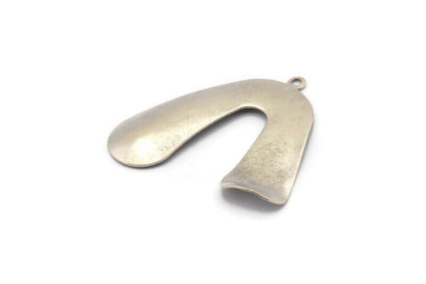 Silver V Shaped, 6 Antique Silver Plated Brass V Shaped Charms With 1 Loop (32x30x0.50mm) D0694