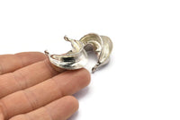 Silver Ethnic Pendant, 1 Silver Tone Brass Ethnic Pendant With 2 Loops (26x27x17mm) E257