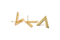 Gold Earring, 2 Gold Plated Brass V Shaped Stud Earrings (22x18x1mm) M01243 A2289