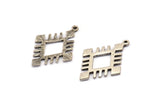 Silver Charm, 4 Antique Silver Plated Brass -Carpet Pattern - Charm Pendant -Silver Rug Pattern Charms With 1 Loop (29x20x1.2mm) N1494 H1382