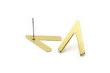 Brass Earring, 10 Raw Brass V Shaped Stud Earrings (19x15x1mm) M01212 A2272
