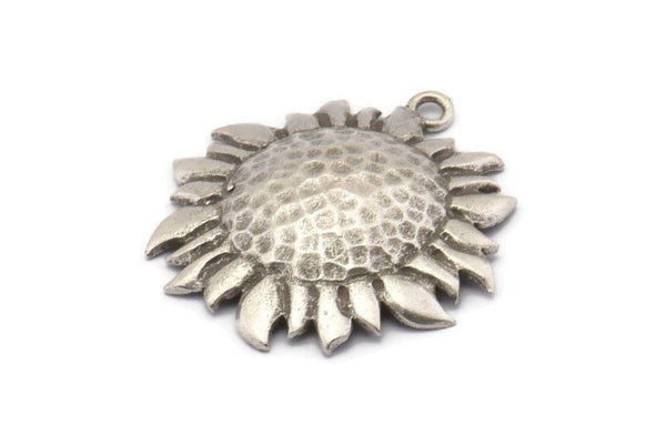 Silver Sunflower Charm, 2 Antique Silver Plated Brass Flower Charms With 1 Loop, Pendants, Earrings (31x28mm) N0713
