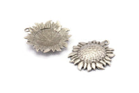 Silver Sunflower Charm, 2 Antique Silver Plated Brass Flower Charms With 1 Loop, Pendants, Earrings (31x28mm) N0713