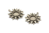 Silver Sunflower Charm, 2 Antique Silver Plated Brass Flower Charms With 1 Loop, Pendants, Earrings (31x27mm) N0718