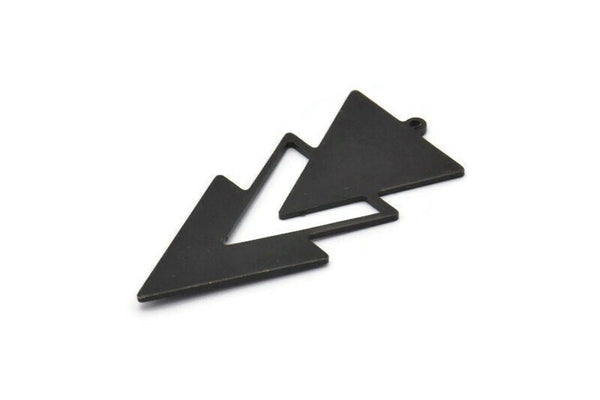 Siyah Üçgen Charm, 1 Döngülü 4 Oksitlenmiş Siyah Pirinç Üçgen Charm (49x21x1mm) M01111 H1269