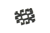 Black Charm, 4 Oxidized Black Brass - Carpet Pattern - Charm Pendant -  Black Rug Pattern Charms With 1 Loop (30x29x1.2mm) N1493