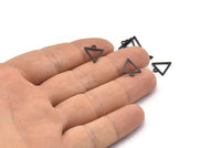 Black Triangle Charm, 24 Oxidized Black Brass Triangle Charms With 1 Loop (12x11.5x0.8mm) BS 2259