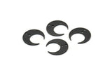 Siyah Ay Tılsımı, 2 Delikli 12 Oksitlenmiş Siyah Pirinç Hilal Tılsımı (14x13,5x5x0,8 mm) BS 2367 H1378