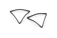 Triangle Black Pendant, 12 Oxidized Black Brass Cambered Triangles (23x23x23mm) BS 1210 H1686