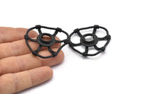Siyah Kolye, 3 Pençe ve 11 mm Ped Ayarı ile 2 Oksitlenmiş Siyah Pirinç Soyut Kolye Bulguları (41x36x8x2mm) BS 1923 H1306