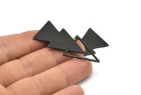 Siyah Üçgen Tılsımı, 3 Delikli 4 Oksitlenmiş Siyah Pirinç Üçgen Tılsımı (47x21x1mm) M01108