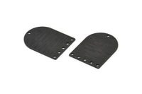 D Şeklinde Tılsım, 6 Delikli 4 Dokulu Oksitlenmiş Siyah Pirinç D Şeklinde Tılsım, Damgalama Boşlukları, Bulgular (28x21x0,80 mm) M354