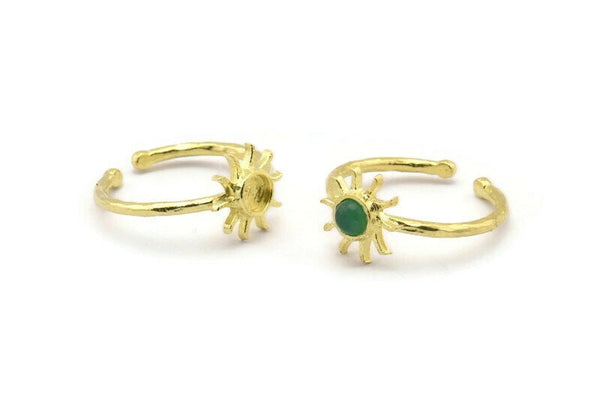 Brass Ring Settings, 4 Raw Brass Sun Ring With 1 Stone Setting - Pad Size 4mm N1591