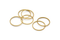 Brass Circle Connectors, 24 Raw Brass Textured Circle Connectors (17x0.8x1mm) BS 2071